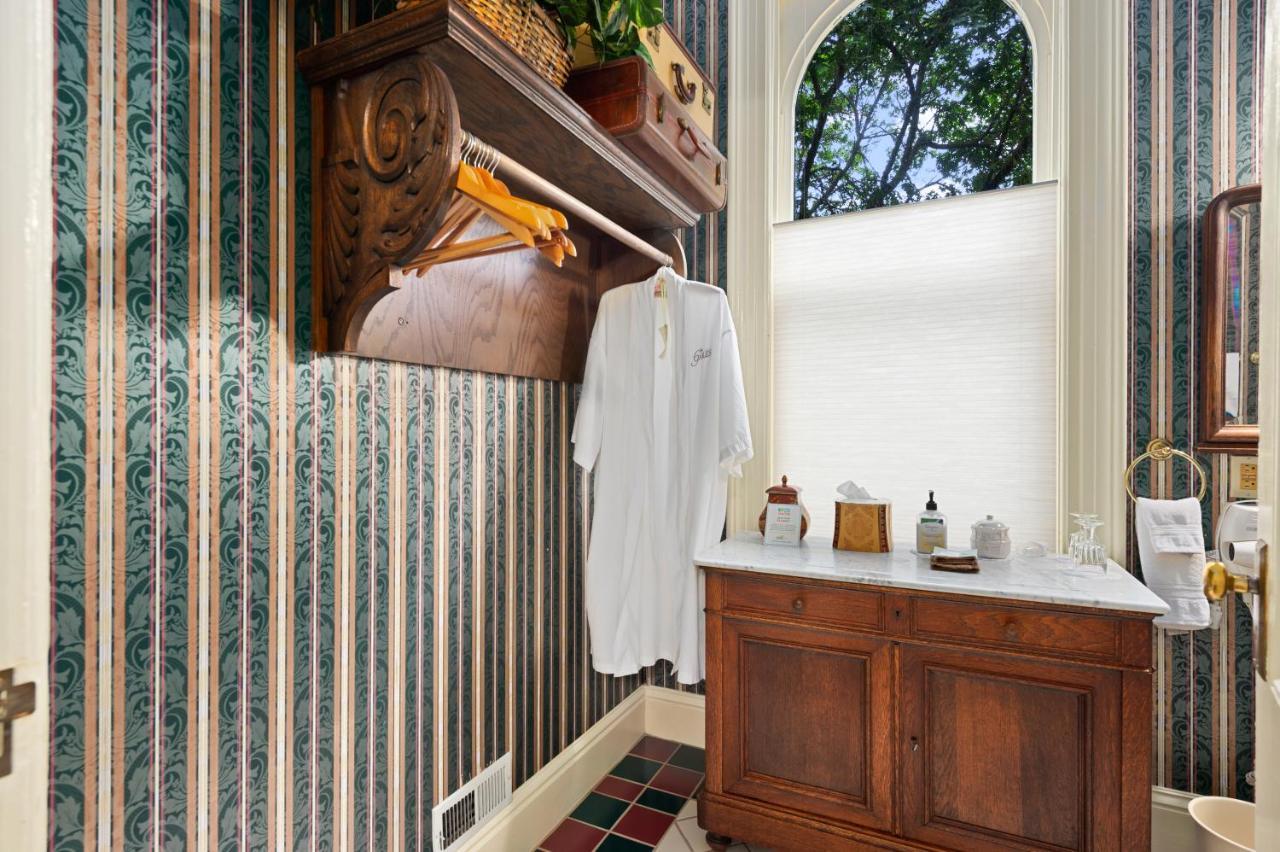 The Gables Wine Country Inn Santa Rosa Buitenkant foto