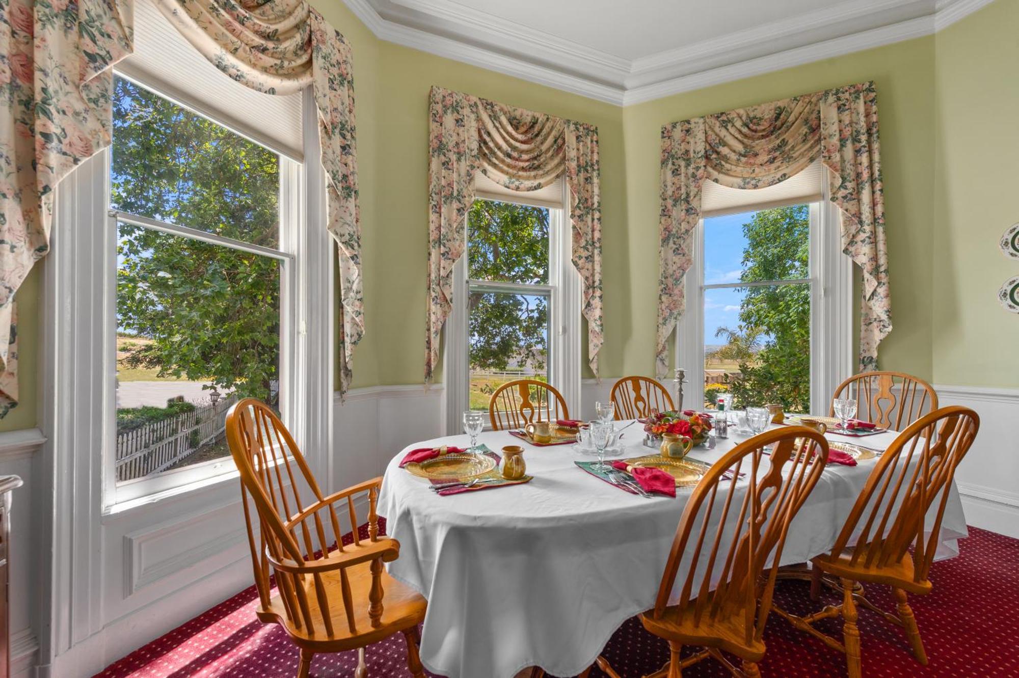 The Gables Wine Country Inn Santa Rosa Buitenkant foto